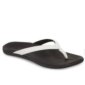 OluKai Sandals Flip Flops